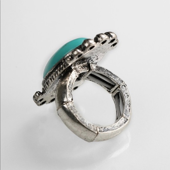 New• Boho Turquoise stone stretch ring - Picture 3 of 4
